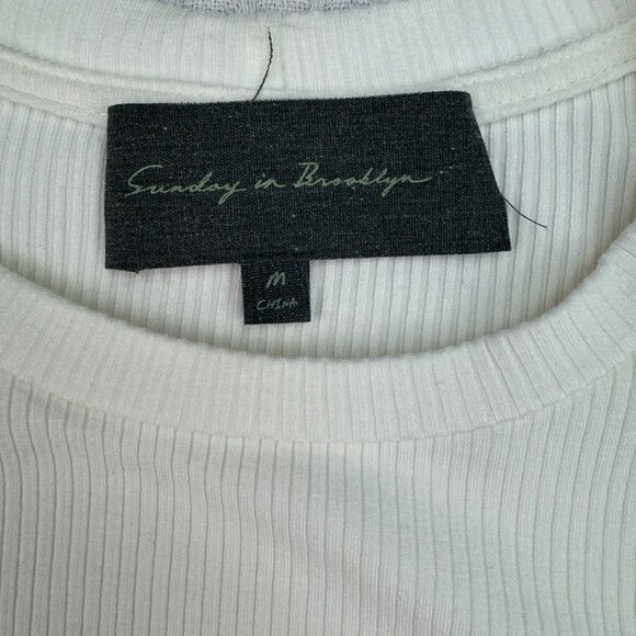 Anthropologie-Sunday in Brooklyn White Ribbed Ruffle shoulder Top Women's sz M - Picture 7 of 9